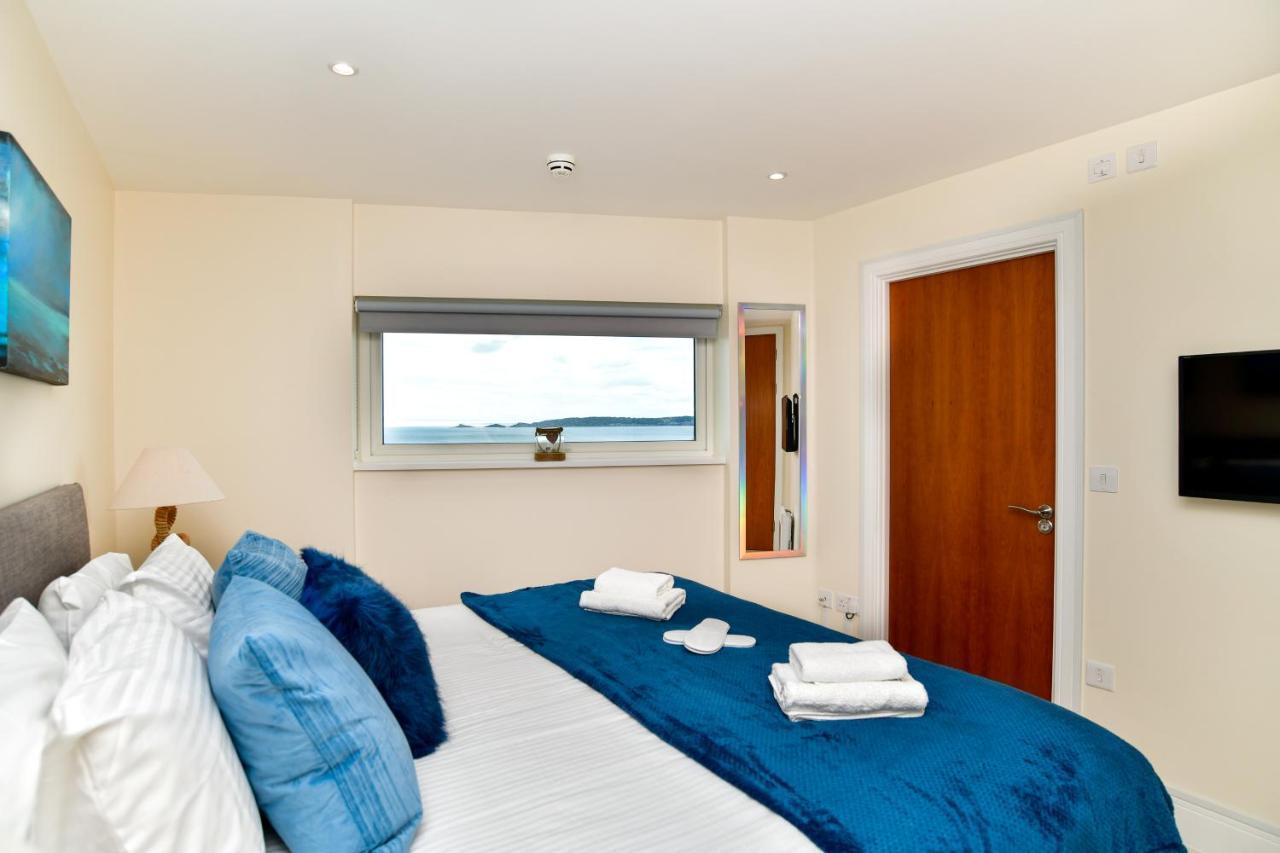 Just Stay Wales - Meridian Quay Penthouses Swansea Exterior photo